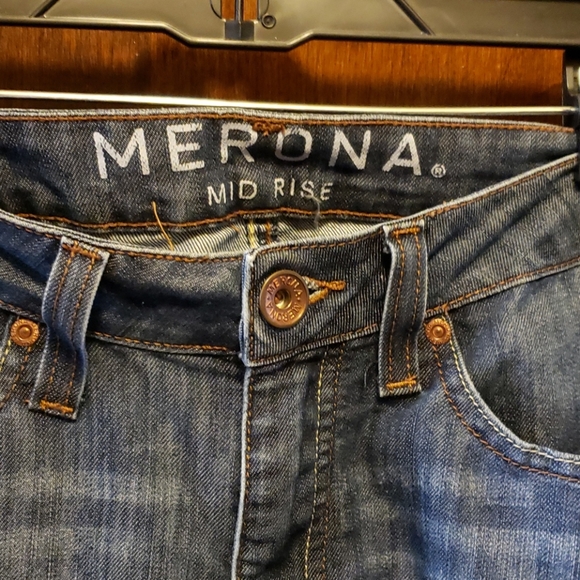 Merona jean capris - Picture 4 of 5
